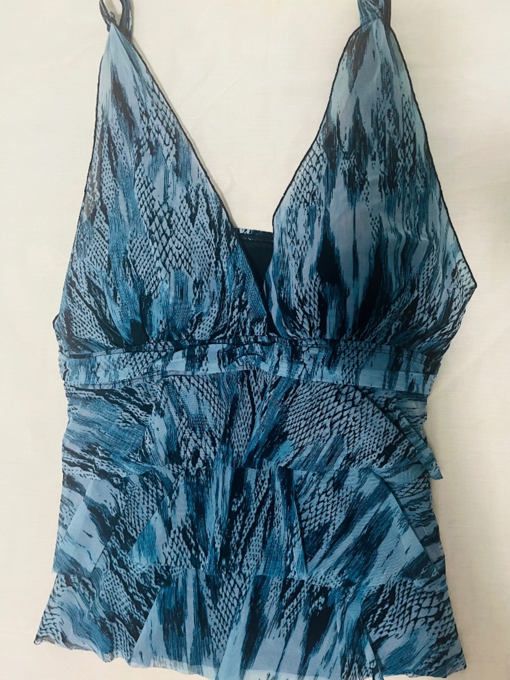 Women’s tankini Top. XL Low Cut